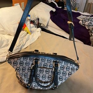 Michael kors satchel